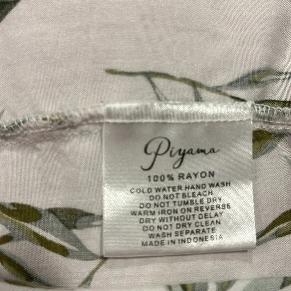 Gorgeous 100% Rayon Piyama Maggie Olive Leaf Pajama Shorts Small - Picture 6 of 6